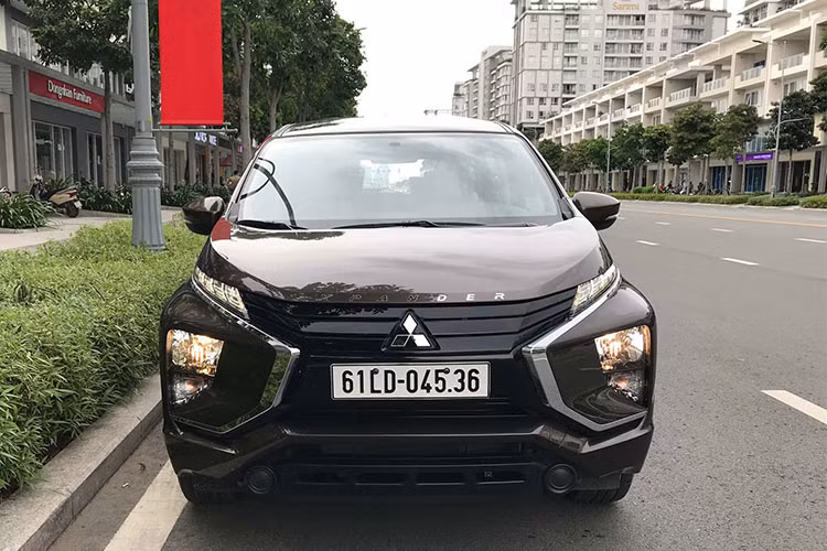 Mẫu xe mới là thế hệ tiếp theo được thiết kế theo ngôn ngữ Dynamic Shield và giữ những đường nét như nguyên mẫu XM concept với các đường nét góc cạnh; lưới tản nhiệt hình chữ X cỡ lớn ở phần đầu xe. Hầu hết các chi tiết như đèn pha, lưới tản nhiệt đều được thiết kế rất sắc sảo.