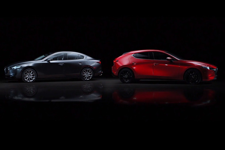 Ra mắt công chúng khu vực Đông Nam Á từ hồi đầu năm nay tại đảo quốc Singapore nhưng cho tới tận thời điểm này, Mazda3 2020 mới vẫn chưa cập bến Việt Nam. Nhiều nguồn tin khẳng định, mẫu sedan/hatchback hạng C này sẽ ra nhập thị trường Việt cuối năm 2019.