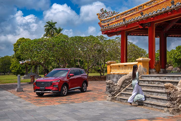 Kham pha Ford Territory - tiep noi di san tai Viet Nam