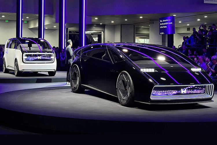 Tại CES 2024, hãng sẽ tập trung vào giá trị "Thông minh" (Wise), đồng thời giới thiệu nền tảng vi xử lý (System on Chip - SoC) của dòng 0 Series và tầm nhìn về các mẫu xe định nghĩa bằng phần mềm (Software Defined Vehicles - SDV) trong tương lai.