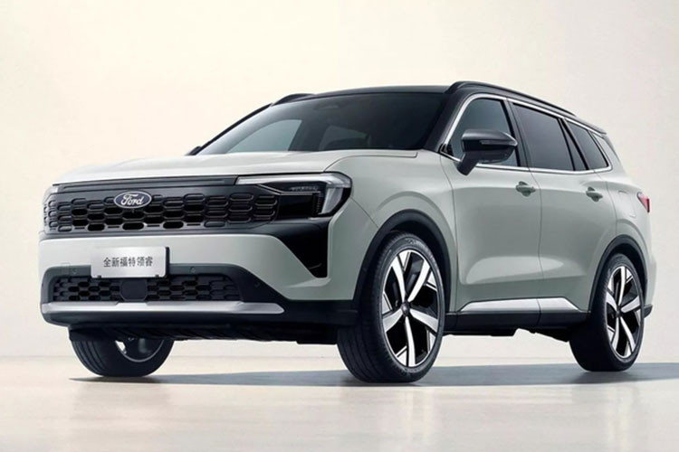  Ford Territory 2025 mới Ford Territory 2025 bản facelift đã được phát hiện trên đường và tại trung tâm kiểm tra khí thải. Mẫu SUV được nâng cấp thiết kế đầu xe, lưới tản nhiệt và cụm đèn mới, cùng bộ mâm hiện đại hơn. Các trang bị nội thất và động cơ dự kiến không thay đổi nhiều.