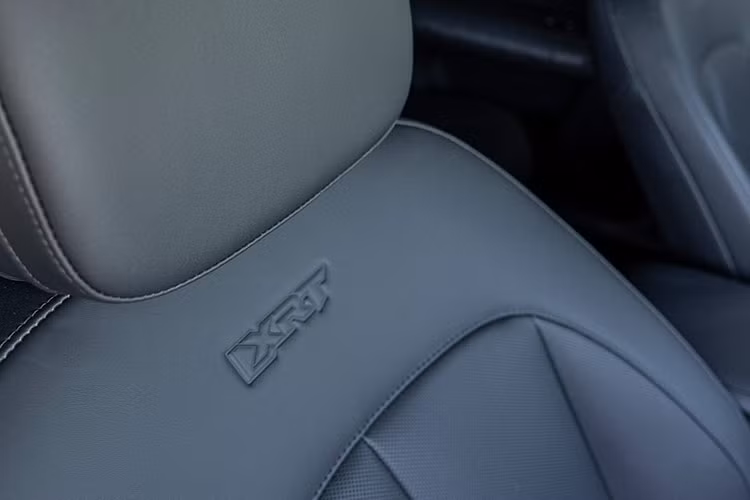 Ngoài ra, Ioniq 5 tại Mỹ còn được trang bị cổng sạc theo tiêu chuẩn Tesla North American Charging Standard (NACS), cho phép sạc hơn 17.000 bộ sạc trên mạng lưới Supercharger của Tesla tại quốc gia này mà không cần sử dụng bộ chuyển đổi, giúp tăng gấp đôi quy mô mạng lưới sạc nhanh DC cho chủ xe.