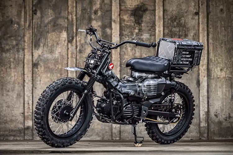 Hãng độ K-speed đã biến một chiếc xe mỏng manh, nhỏ nhắn thành một mẫu xe đa địa hình Scrambler đầy sức hút và mạnh mẽ. Nếu bạn sở hữu Honda CT125 thì đây sẽ là một gợi ý tuyệt vời dành cho chiếc xe của bạn!