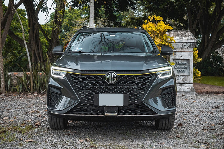  MG RX5 giảm cao nhất 180 triệu Ngay trong tháng 7, hàng loạt mẫu ôtô giảm giá mạnh tại Việt Nam. Đầu tiên phải kể đến hãng xe hơi MG triển khai chương trình ưu đãi chính hãng cho loạt sản phẩm hiện bán tại Việt Nam, trong đó có RX5. Chưa dừng lại ở đó, đại lý điều chỉnh thêm ưu đãi khiến giá xe MG RX5 giảm sâu hơn nữa.