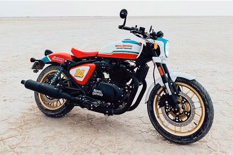 Tất cả các mẫu Royal Enfield Shotgun 650 Icon Edition 2025 mới sẽ được phân phối điểm ở nhiều thị trường như châu Á Thái Bình Dương, châu Âu, Mỹ và rất có thể sẽ sớm được đưa về Việt Nam.