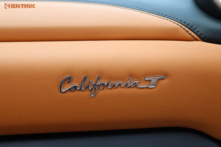 Hệ thống giải trí mới lần đầu tiên áp dụng trên một siêu xe Ferrari mới là ứng dụng Apple CarPlay mang đến nhiều trải nghiệm thú vị. Cùng với đó là hàng loạt các công nghệ hiện đại khác như hệ thống giảm sóc, hệ thống phanh, hệ thống lái mới, … giúp mang lại cảm giác lái chắc chắn hơn.