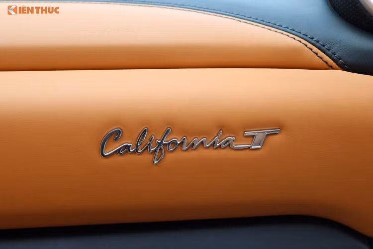 Hệ thống giải trí mới lần đầu tiên áp dụng trên một siêu xe Ferrari mới là ứng dụng Apple CarPlay mang đến nhiều trải nghiệm thú vị. Cùng với đó là hàng loạt các công nghệ hiện đại khác như hệ thống giảm sóc, hệ thống phanh, hệ thống lái mới, … giúp mang lại cảm giác lái chắc chắn hơn.