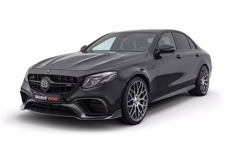 Hãng độ đến từ Đức Brabus vốn rất quen thuộc khi độ những chiếc Mercedes-AMG với hiệu suất khủng. Mới đây, Brabus đã độ chiếc xe Mercedes-AMG E63 S (W213) để biến nó thành chiếc siêu sedan mạnh 789 mã lực - mức công suất ngang tầm với siêu xe.