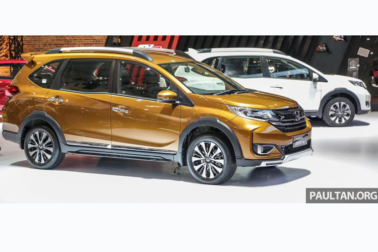 Tại triển lãm xe quốc tế Gaikindo Indonesia 2019, nhà phân phối cũng đã công bố giá xe Honda BR-V 2019 tại Indonesia dao động trong khoảng từ 238 - 279,5 triệu Rupiah (tương đương từ 390 - 458 triệu đồng).