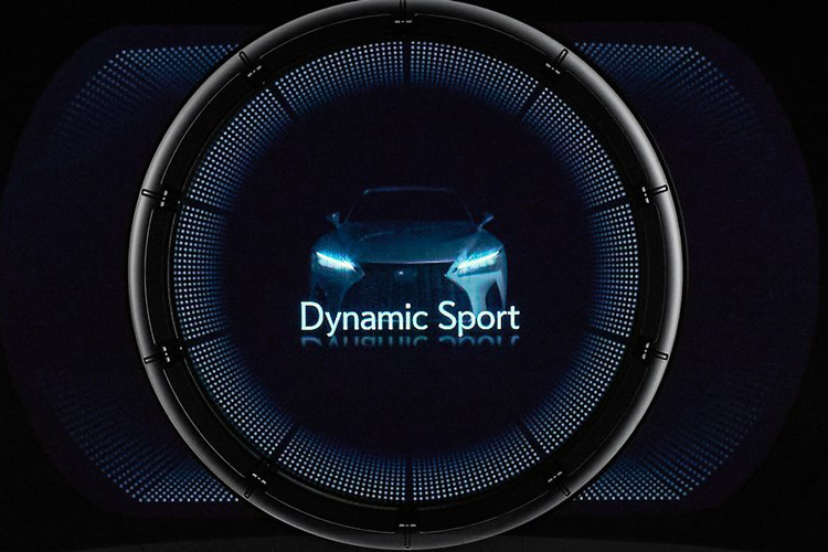 Cụm đồng hồ kỹ thuật số 8 inch với giao diện đồ họa mới, cùng màn hình quan sát toàn cảnh được trang bị tiêu chuẩn.