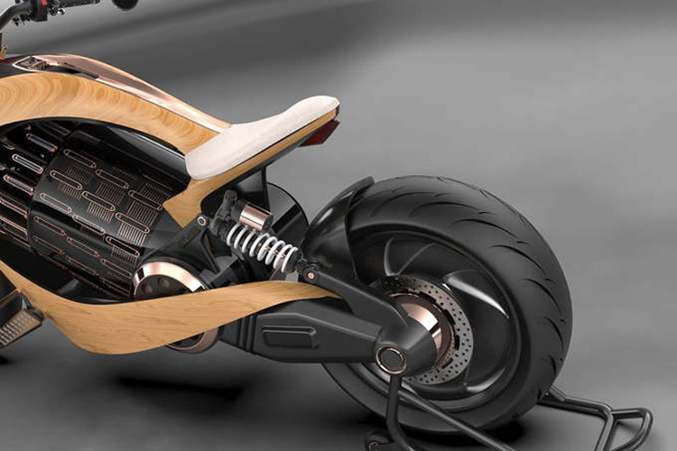 Newron EV-1 2020 mới trang bị bộ pin Lithium-ion được bố trí bên trong hộp chứa tạo hình như một chiếc thùng với các khe thoát nhiệt. Bộ pin của xe cũng đồng thời đóng vai trò là phân khung sườn chính của xe.