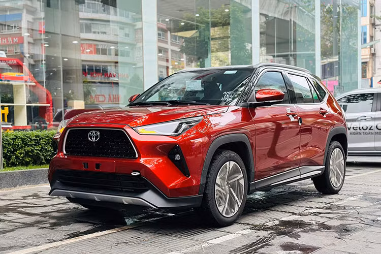 Gia xe Toyota Yaris Cross tai Viet Nam dang giam toi 20 trieu dong