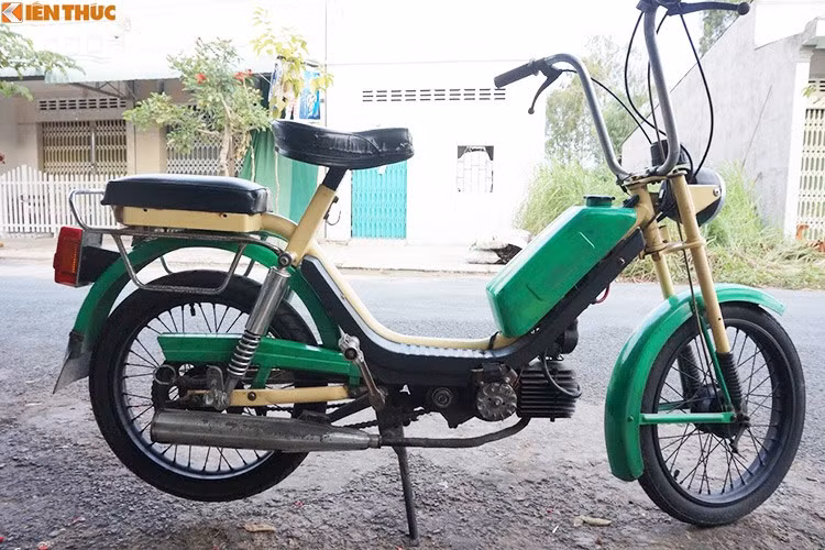 Ngam xe may dap Babetta cho 