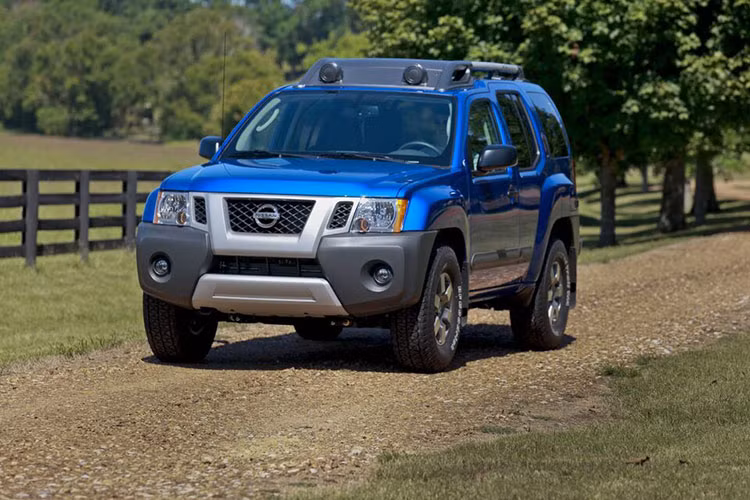 Không quá lời khi nói hãng xe Nissan hiện đang trong tình trạng khủng hoảng. Với khoản lỗ ròng được dự đoán rơi vào khoảng 5 tỷ USD trong năm tài khóa vừa qua, hãng đang trên đà ghi nhận mức thua lỗ lớn nhất kể từ khi thành lập. Sau khi vụ đàm phán sáp nhập với Honda thất bại, hãng xe Nhật Bản đang tái cấu trúc hoạt động kinh doanh, trong đó thị trường Bắc Mỹ là một phân khúc lớn.