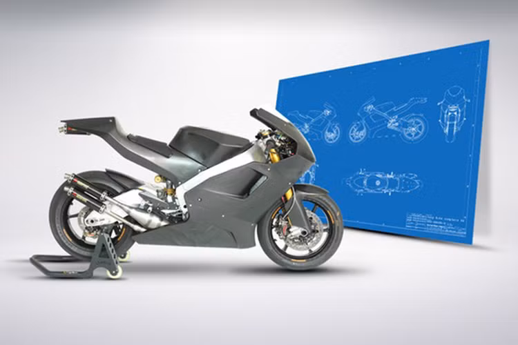 Suter MMX 500 được trang bị động cơ V4, 2 thì, 580cc, phun xăng điện tử có sức mạnh tới 195 mã lực tại 13.000 vòng/phút, tương đương với những chiếc superbike 4 thì 1000cc.