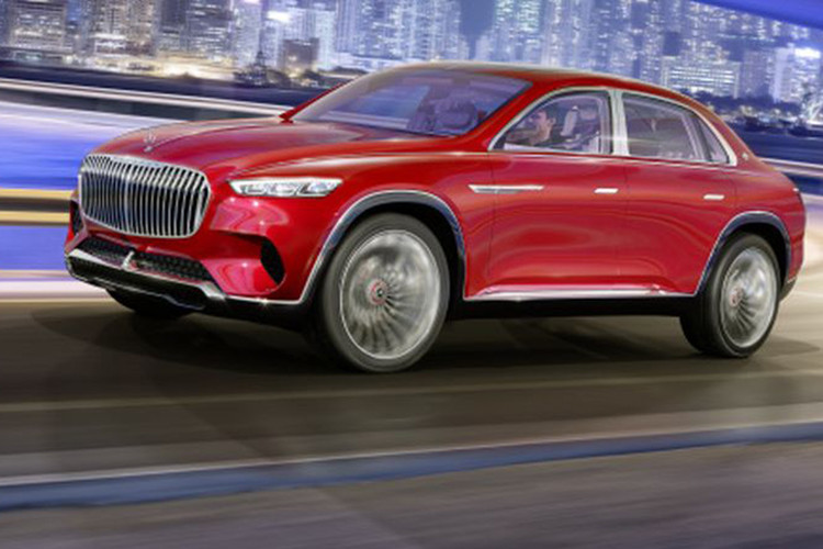 Vision Mercedes-Maybach Ultimate Luxury trên thực tế không phải là SUV đơn thuần. Thay vào đó, mẫu xe concept này là sự kết hợp giữa xe SUV và sedan. Mẫu "SUV siêu hiện đại với thiết kế 3 khoang" này sở hữu chiều dài tổng thể 5.260 mm, rộng 2.110 mm và cao 1.764 mm.
