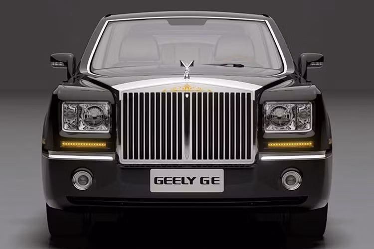 Đây là siêu xe sang Geely GE, một phiên bản sao chép của Rolls-Royce Phantom. Được hé lộ từ năm 2010, Geely GE ban đầu chỉ là một mẫu concept và rồi được đưa vào sản xuất thương mại trong năm 2014. Tuy nhiên, quá trình sản xuất đã ngừng lại vào hồi đầu năm nay.