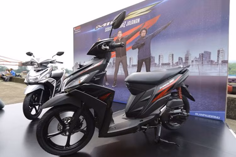 So với "người anh em" Yamaha Mio M3, Mio Z có cùng kích thước với chiều dài 1.870 mm, rộng 685 mm và cao 1.035 mm. Chiều dài cơ sở 1.260 mm, khoảng sáng gầm 135 mm, chiều cao yên 750 mm.