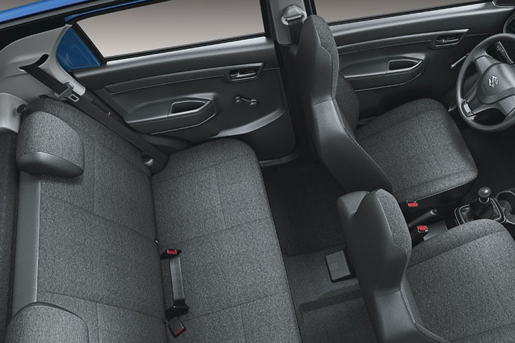 Những trang bị bổ sung khác dành cho mẫu SUV đô thị giá rẻ này bao gồm gương chiếu hậu gập chỉnh điện và hệ thống lọc không khí trong xe dành cho bản cao cấp. Tại thị trường Ấn Độ, giá xe Suzuki S-Presso 2022 cho 4 phiên bản, bao gồm Std, LXi, VXi và VXi+ dao động từ 425.000 - 599.000 Rupee (khoảng 124 - 175 triệu đồng).