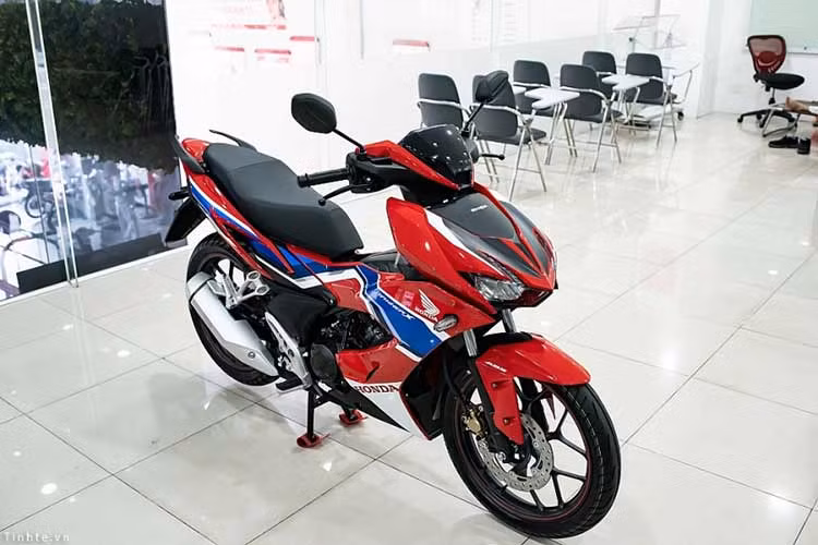 Gia xe Honda Winner X giam 