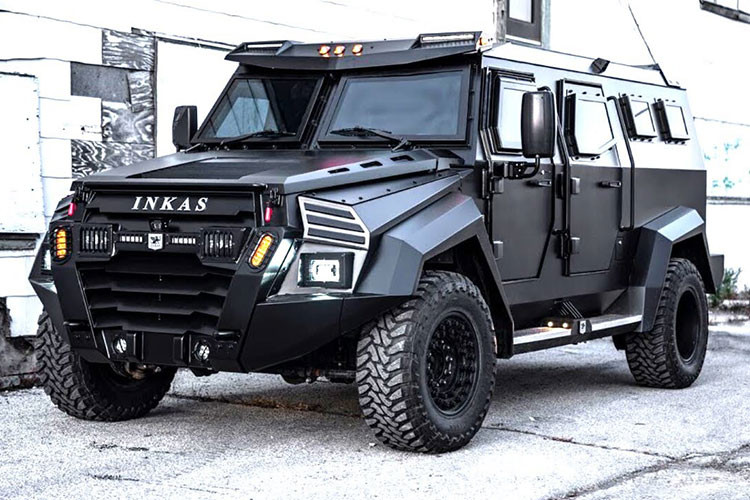 “Ở Inkas, chúng tôi yêu thích sáng tạo, chúng tôi yêu thích tạo nên một thứ gì đó dành cho một nhóm nhỏ, mà thỏa mãn một nhu cầu – dù nó là một phương tiện dân sự hoặc một xe chở người bọc thép toàn tập,” CEO của Inkas, David Khazanski nói trong một thông báo. “Chúng tôi tự tin rằng thiết kế nâng cấp và tính năng nội thất mới sẽ không làm thất vọng thị trường dân sự.”