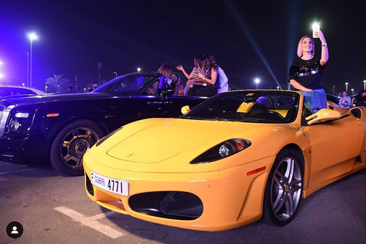 Hiện, câu lạc bộ siêu xe cho phái đẹp này đã có hơn 80 thành viên đến từ 17 quốc gia trên khắp thế giới như Ả Rập, châu Âu, Mỹ, Nam Phi, v.v…