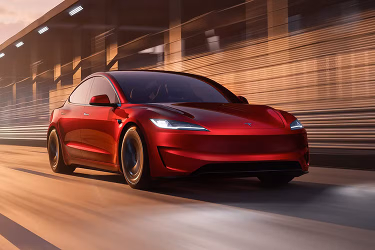 Tesla he lo ba mau xe dien moi, se ra mat ngay trong nam nay