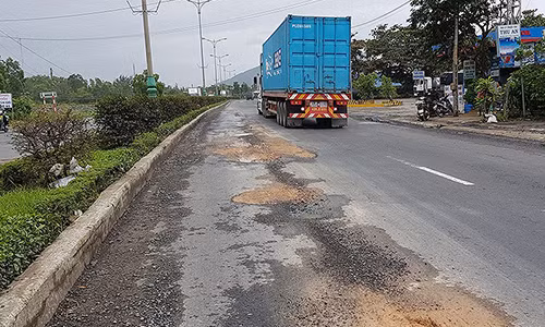 Su that ve va o ga tren quoc lo 1 bang… soi