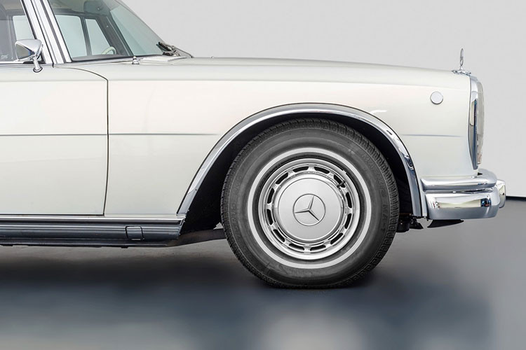 Mercedes-Benz Classic đã mua lại chiếc xe ở Malaga vào năm 2007 và sau đó bắt đầu một quá trình phục chế rất dài và chi tiết. Theo yêu cầu của một khách hàng, chiếc xe đã được tháo rời hoàn toàn để phục chế về nguyên trạng như khi vừa xuất xưởng.