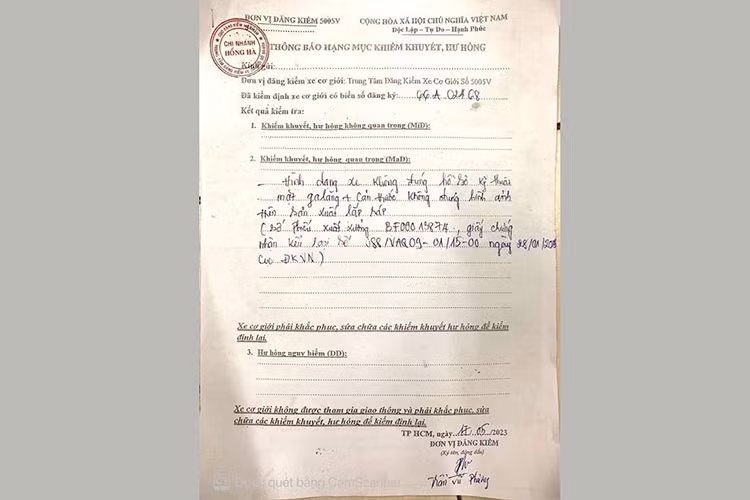 Mercedes-Benz C250 Exclusive truot dang kiem - dang kiem vien sai-Hinh-2