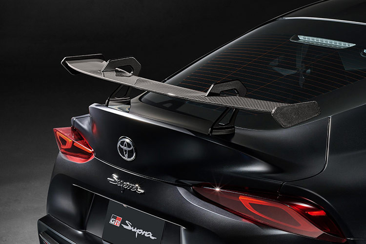 Các kỹ sư của Toyota cũng cải tiến hệ thống làm mát, bổ sung tấm chắn dầu dưới đáy động cơ và nâng cấp vi sai chủ động ở cầu sau nhằm mang đến khả năng vận hành ổn định hơn khi sử dụng trên đường đua. Một điểm nhấn nữa là bộ giảm âm bằng titanium của Akrapovic tạo ra âm thanh thể thao đặc trưng cho chiếc xe.