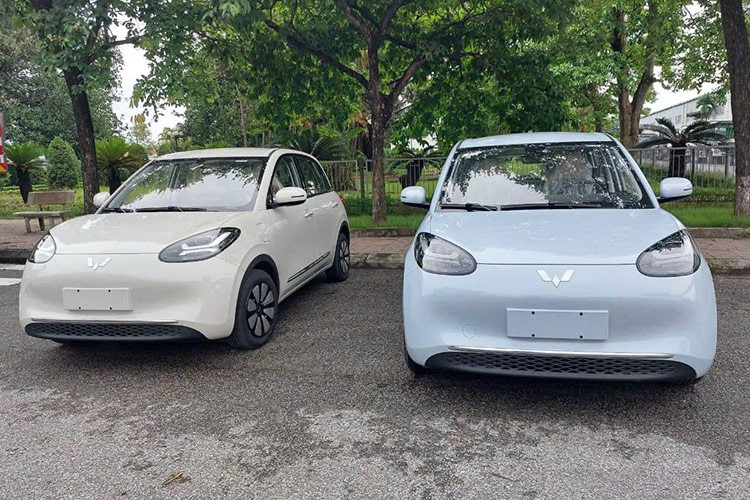 Theo nhiều chuyên gia ngành xe nhận định, Wuling Bingo lắp ráp ở Việt Nam với mức giá từ 470 đến 530 triệu đồng không phải là xe giá rẻ. Với việc không có cơ sở hạ tầng trạm sạc công cộng cùng với hệ thống đại lý mỏng, sẽ khiến tân binh mới nhà Wuling dự đoán sẽ ế ẩm dài dài.