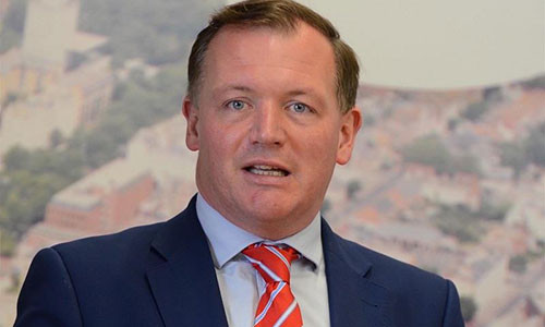 Anh se trung phat Facebook, Google vi noi dung xau doc-Hinh-4