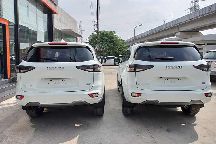 Tuy có giá bán thuộc hàng thấp nhất phân khúc, dao động từ 911 triệu đến 1,25 tỷ đồng, nhưng Isuzu MU-X lại không được ưa chuộng tại Việt Nam. Nguyên nhân chủ yếu bắt nguồn từ thiết kế kém nịnh mắt hơn các đối thủ. Tại Việt Nam, Isuzu MU-X cạnh tranh với những đối thủ như Ford Everest, Toyota Fortuner và Mitsubishi Pajero Sport.