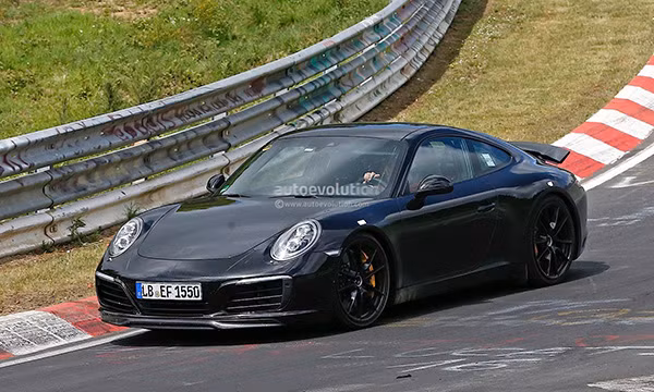 Porsche 911 2016 lan banh tren duong thu Nurburgring