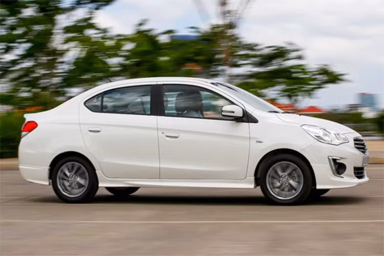 Hiện phiên bản cao cấp nhất của chiếc xe Mitsubishi Attrage nhập khẩu này có giá bán chỉ khoảng 475 triệu đồng tại thị trường Việt Nam.