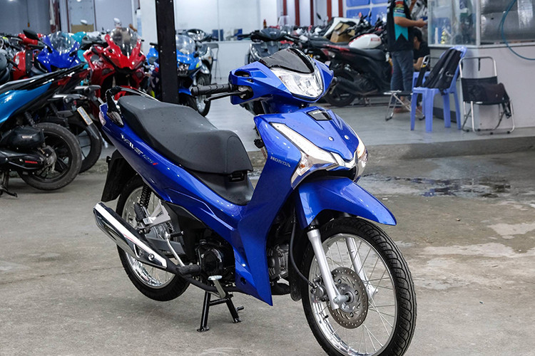 Mới đây, trong công báo sở hữu công nghiệp xuất hiện thông tin Công ty Trách nhiệm Hữu hạn Honda Motor đăng ký bản quyền kiểu dáng một mẫu xe máy giống Honda Wave 125i 2023 mới.