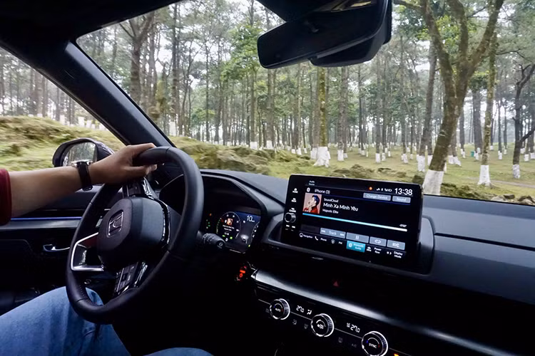 Danh gia Honda CR-V e:HEV 2024 tai Viet Nam - dat nhung dang tien-Hinh-4