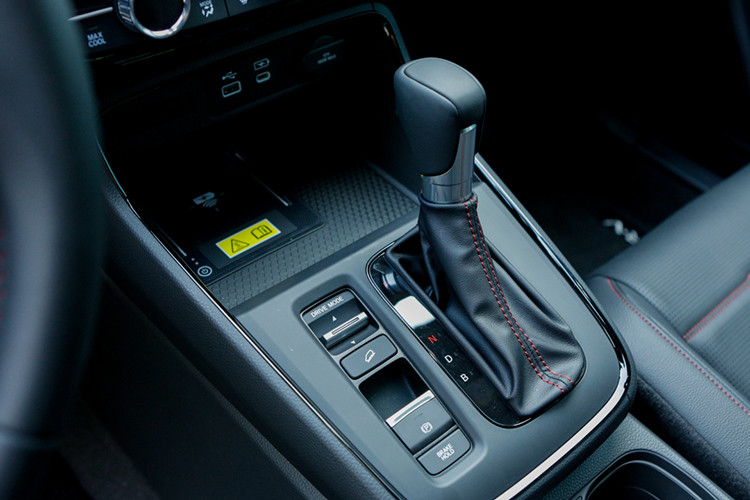 Danh gia Honda CR-V e:HEV 2024 tai Viet Nam - dat nhung dang tien-Hinh-7