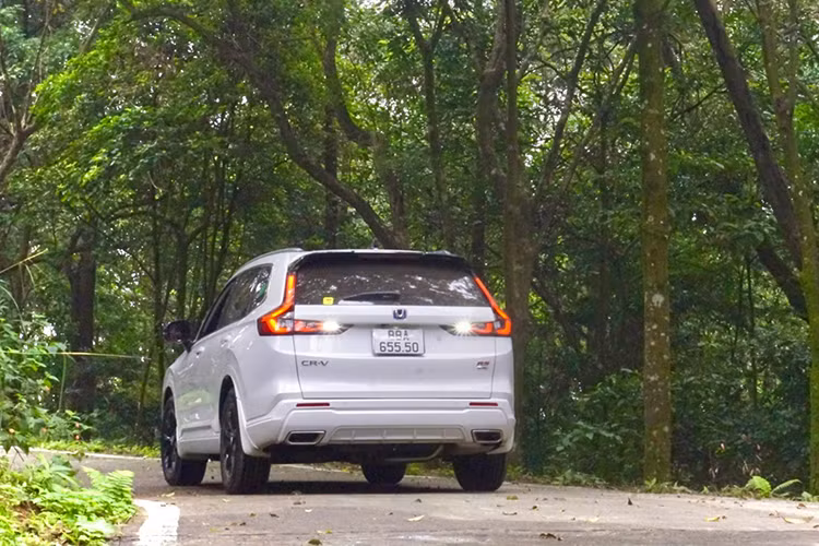 Danh gia Honda CR-V e:HEV 2024 tai Viet Nam - dat nhung dang tien-Hinh-9