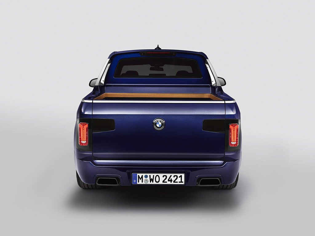 Nội thất của X7 bán tải vẫn giữ nguyên nét sang trọng, nhiều khả năng khoang lái vẫn là của SUV nguyên bản, trang Motor1 phỏng đoán. Xe đủ chỗ cho 5 người lớn.