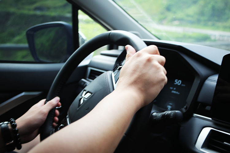 Mitsubishi Xpander Cross 2023 tai Viet Nam - SUV gia dinh 7 cho dang tien-Hinh-7