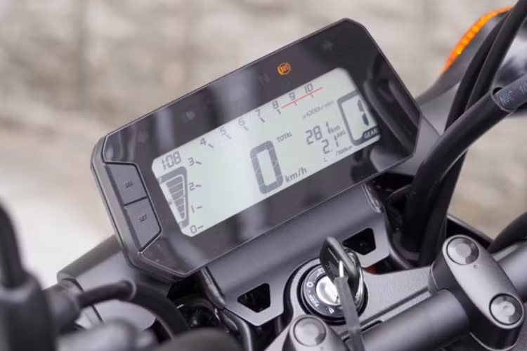 Phiên bản Honda Grom 2024 nâng cấp của mẫu xe này không có nhiều sự thay đổi lớn mà chủ yếu là bổ sung thêm các màu sắc mới cùng các chi tiết tạo điểm nhấn phù hợp cho giới trẻ hơn.