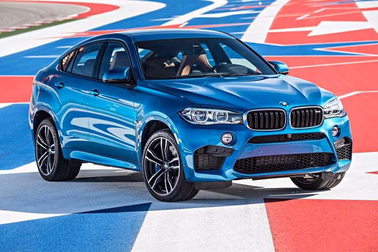 Với hàng tá thương hiệu đẳng cấp thế giới, thật khó để chọn ra một mẫu xe tiêu biểu đại diện cho Đức. Không phải những chiếc siêu xe, BMW X6 M mới là cái tên được chọn. Xe trang bị động cơ xăng V8 tăng áp kép, dung tích 4,4 lít, sản sinh công suất tối đa 567 mã lực và mô-men xoắn cực đại 750 Nm.