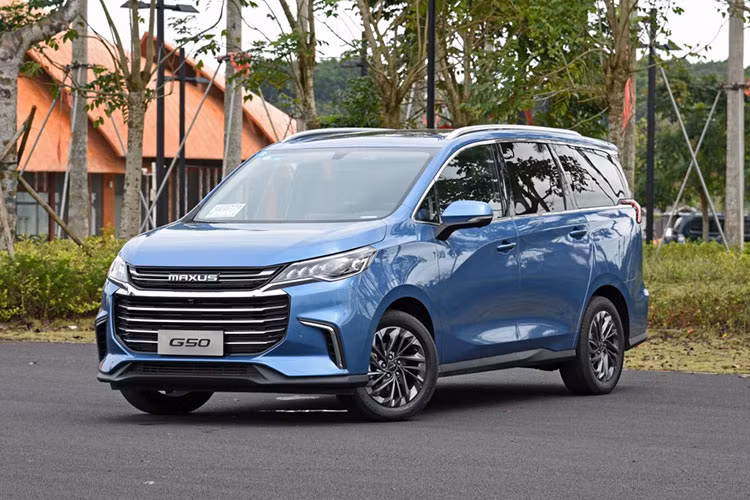 Tại thị trường Trung Quốc, giá xe Maxus G50 2019 dao động từ 86.800 đến 156.800 Nhân dân tệ (tương đương khoảng 300 đến 541,6 triệu đồng). Phiên bản mới của mẫu xe này cũng sẽ có tới 6 bản trang bị.