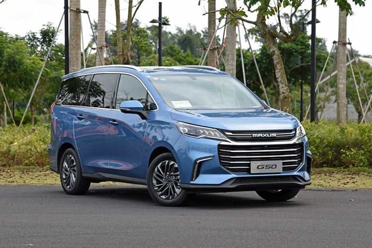 Shanghai Auto (SAIC) từng mua lại thương hiệu Maxus từ tập đoàn LDV Group của Anh quốc vào năm 2010. Ban đầu, thương hiệu Maxus chỉ sản xuất xe van thương mại và xe ôtô MPV siêu rẻ. Tuy nhiên, trong thời gian gần đây, Maxus đã chuyển dần sang phân khúc ôtô du lịch tương tự những thương hiệu ôtô Trung Quốc khác.