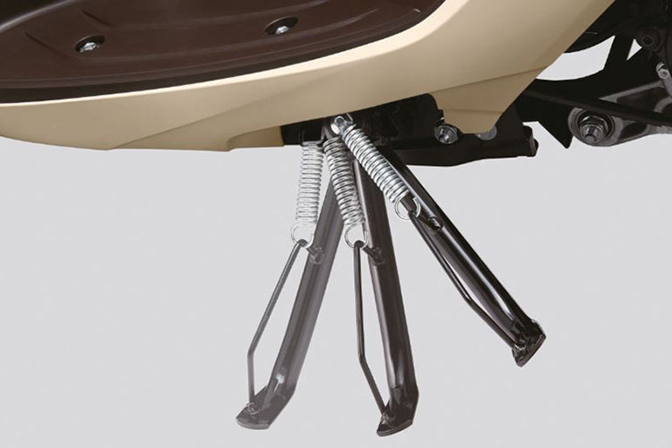 Vision phiên bản mới vẫn duy trì điểm mạnh về công nghệ, đó chính là việc áp dụng động cơ thông minh thế hệ mới eSP - có dung tích xy lanh 110cc, làm mát bằng không khí và tích hợp những công nghệ hàng đầu: hệ thống phun xăng điện tử PGM FI, động cơ tích hợp bộ đề ACG, hệ thống ngắt động cơ tạm thời Idling stop,...