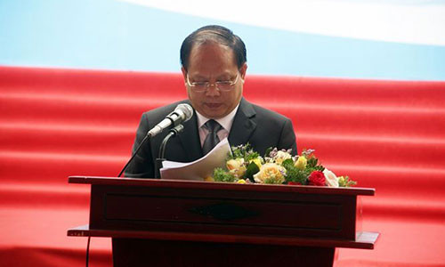 Ong Tat Thanh Cang kiem them chuc Truong ban