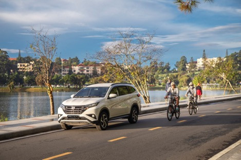 Toyota dan dau phan khuc SUV bang loat xe ngap tran cong nghe-Hinh-6