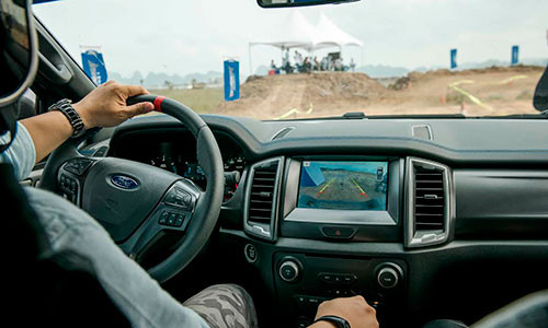 Nhung nha Bao - Tay cam but, tay... vo lang-Hinh-2